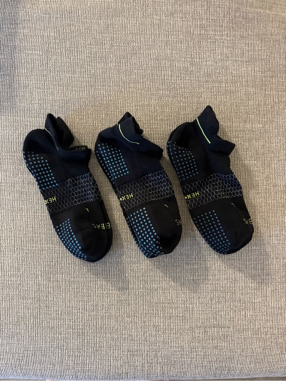 Men's Black ankle Grip Socks with Blue Dots size L